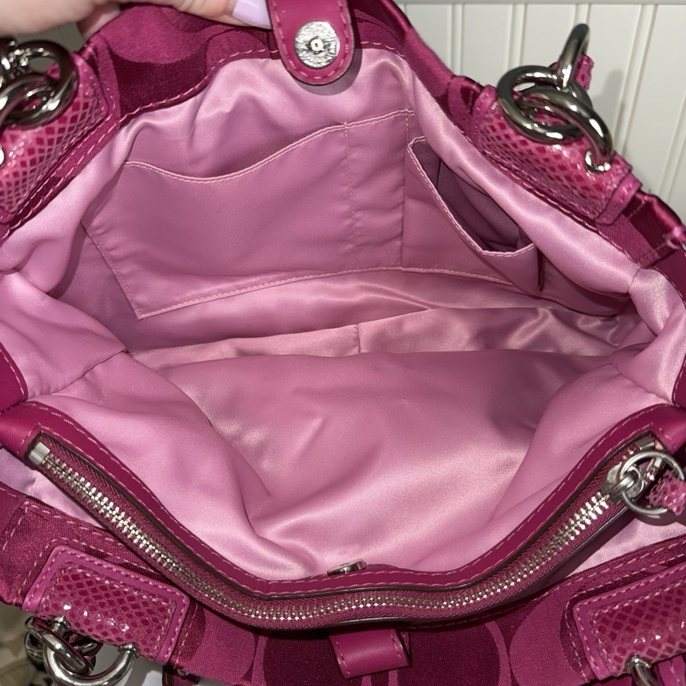 COACH Peyton Tote Bag Purse Signature Hot Pink Y2K Snakeskin Embossed Leather - Picture 11 of 16